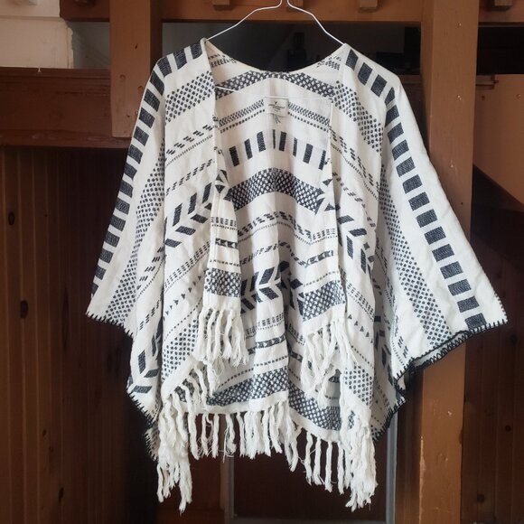 American Eagle Boho Shawl - Picture 1 of 3